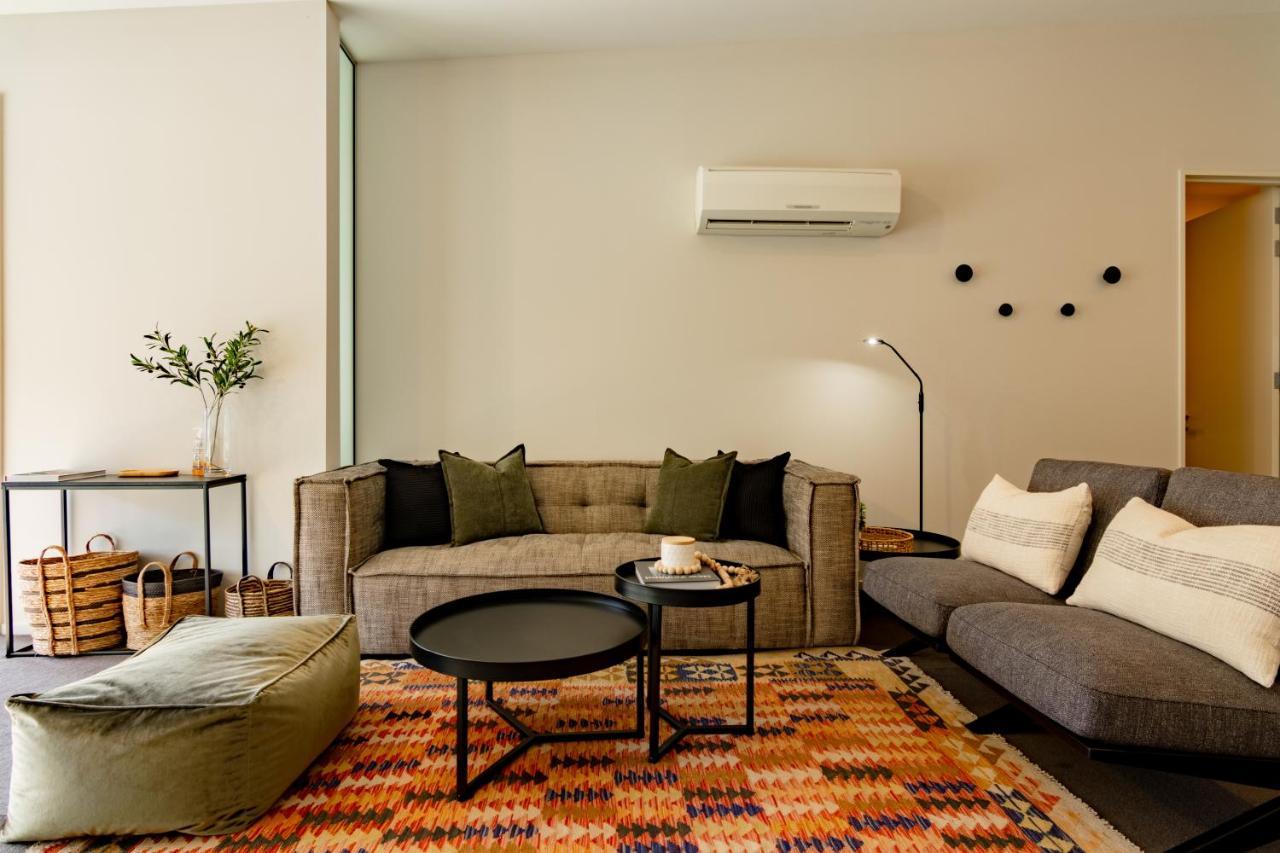 Stylish Haven Luxury Interiors In Prime Location Lägenhet Queenstown Exteriör bild