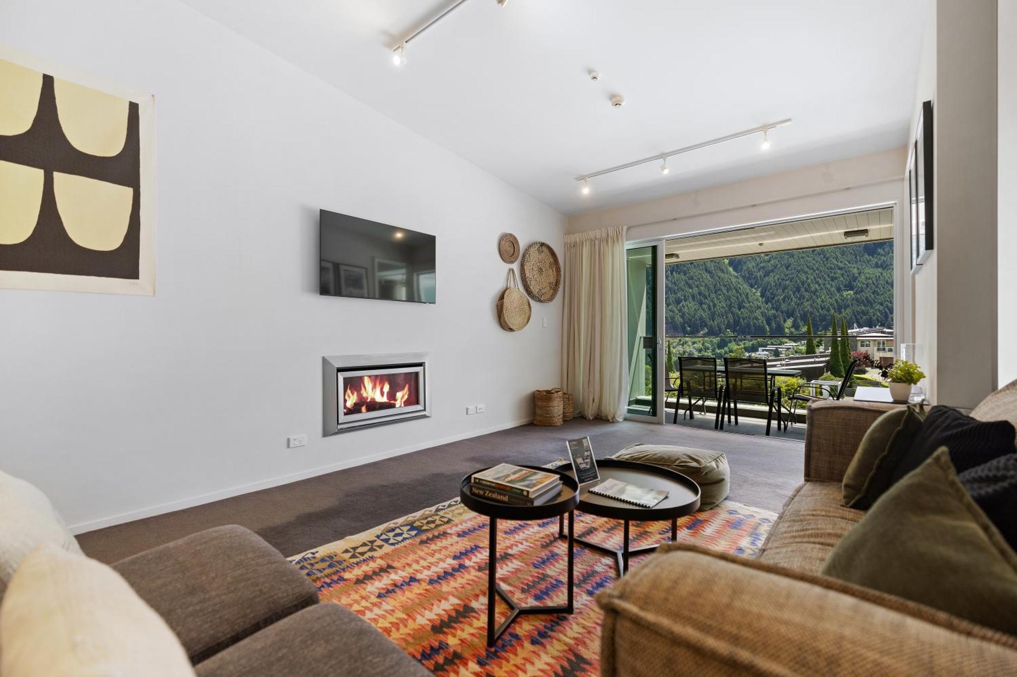 Stylish Haven Luxury Interiors In Prime Location Lägenhet Queenstown Exteriör bild
